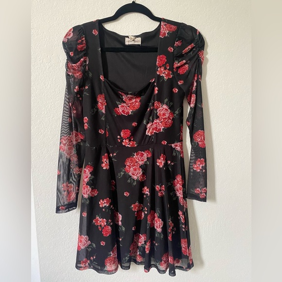 Mesh Long sleeve Mini Dress Black with Red Roses Used twice Excellent condition - Picture 2 of 4